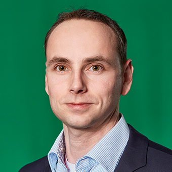 Portrait photo of the contact.